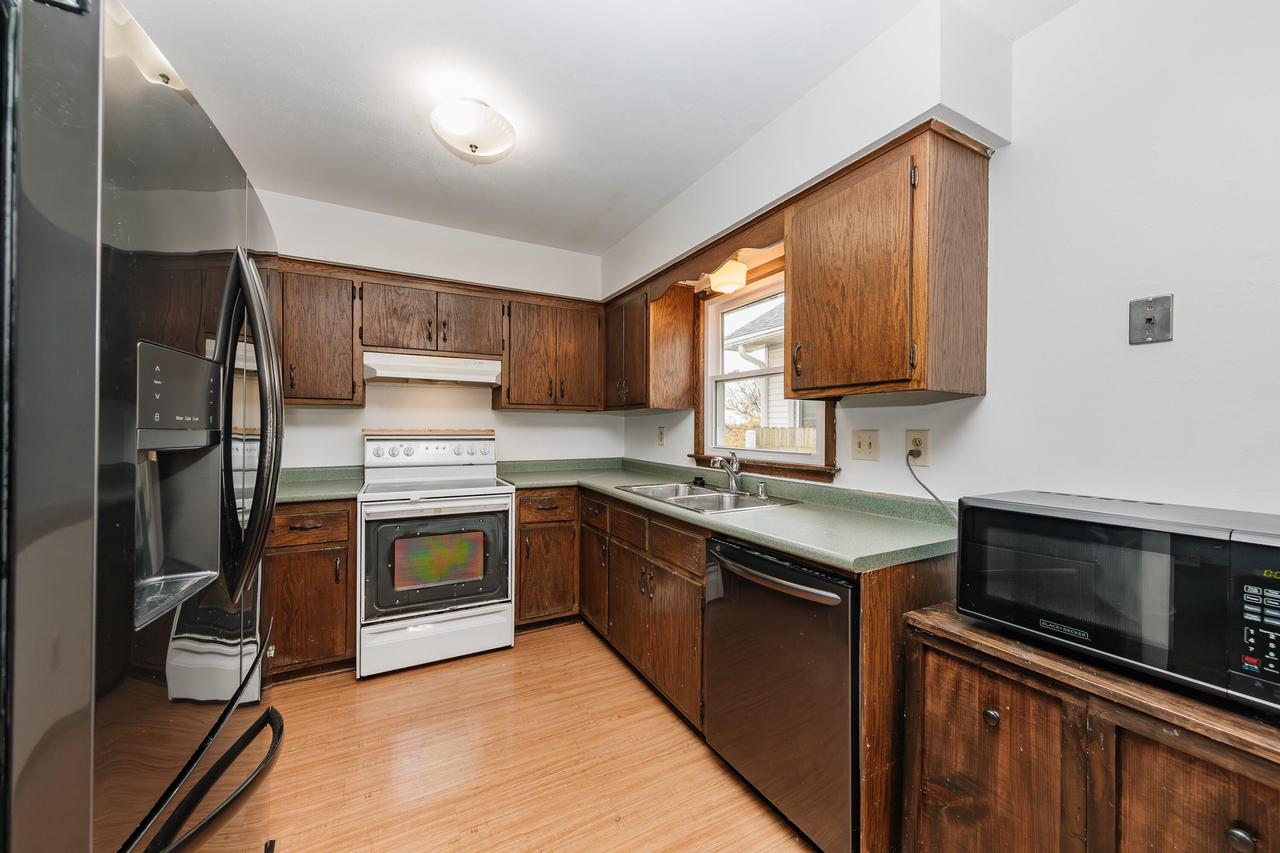 423 South 94th STREET