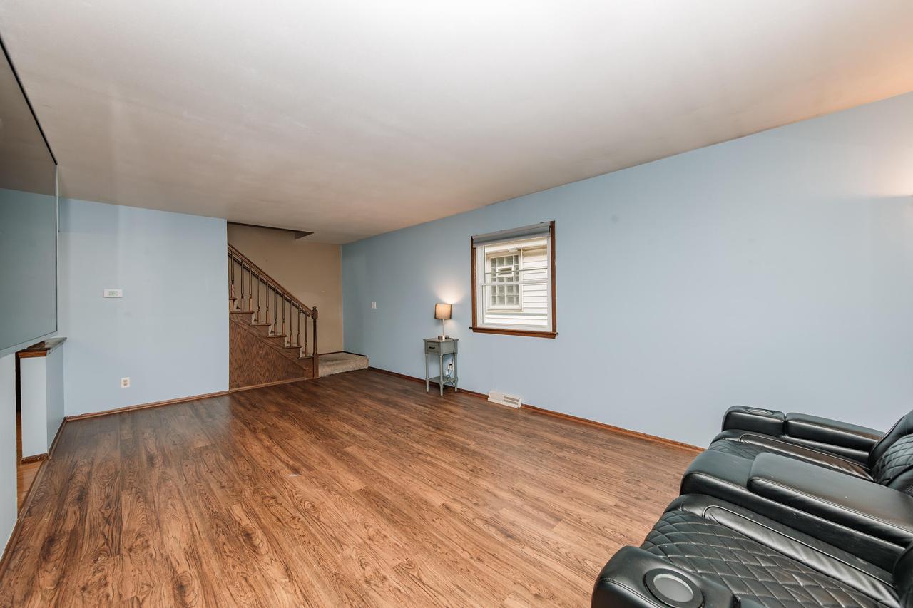 423 South 94th STREET