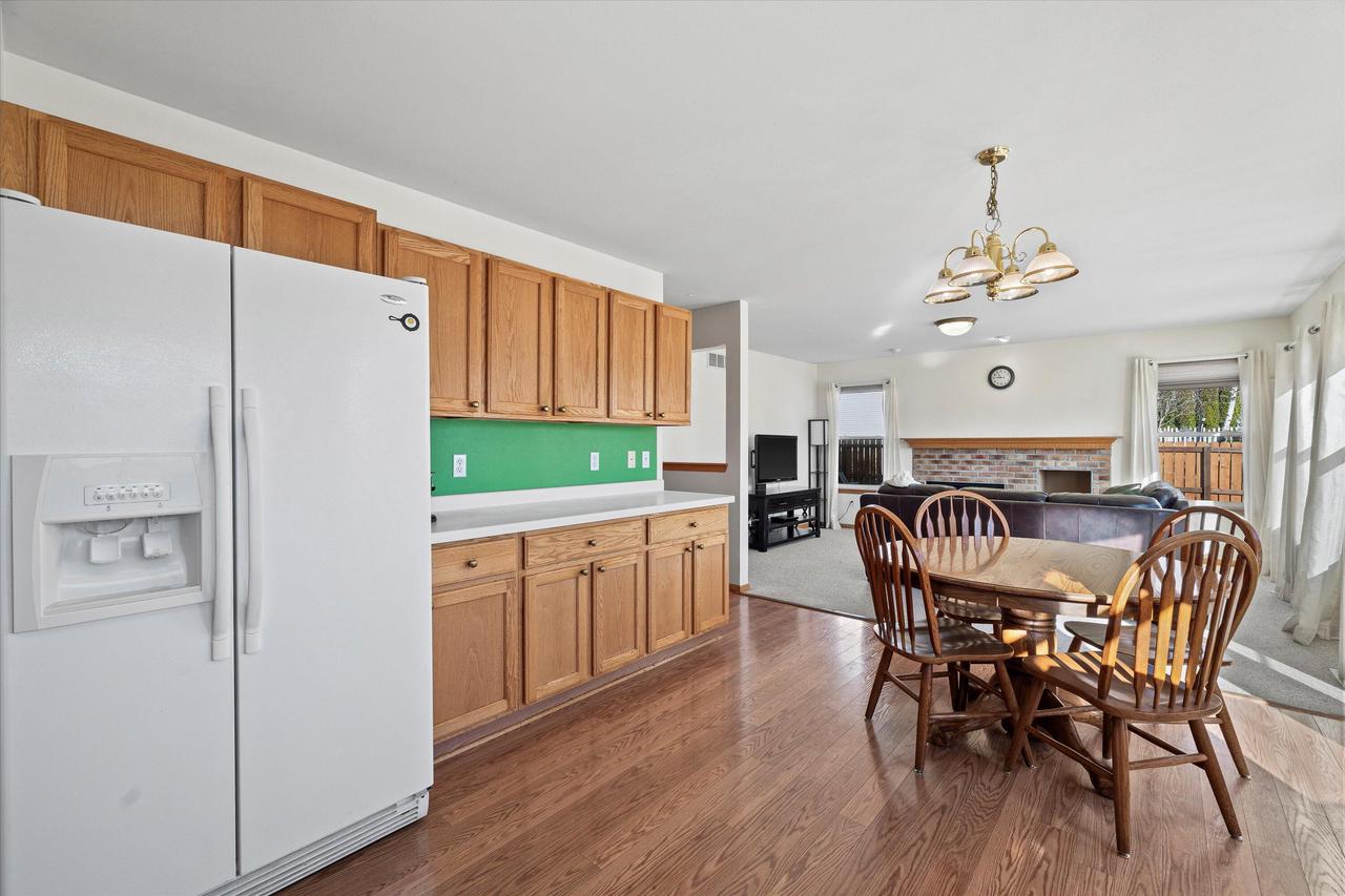 864 Harding DRIVE