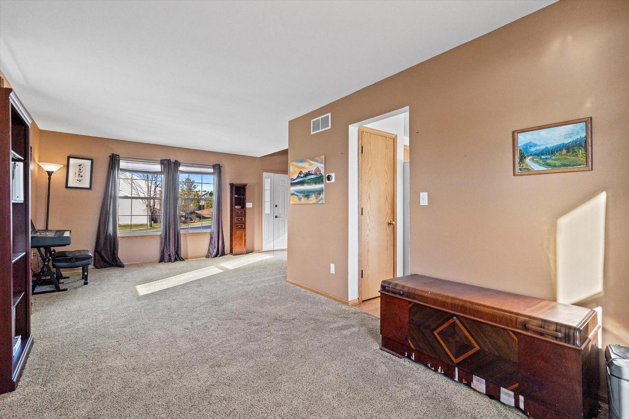 864 Harding DRIVE