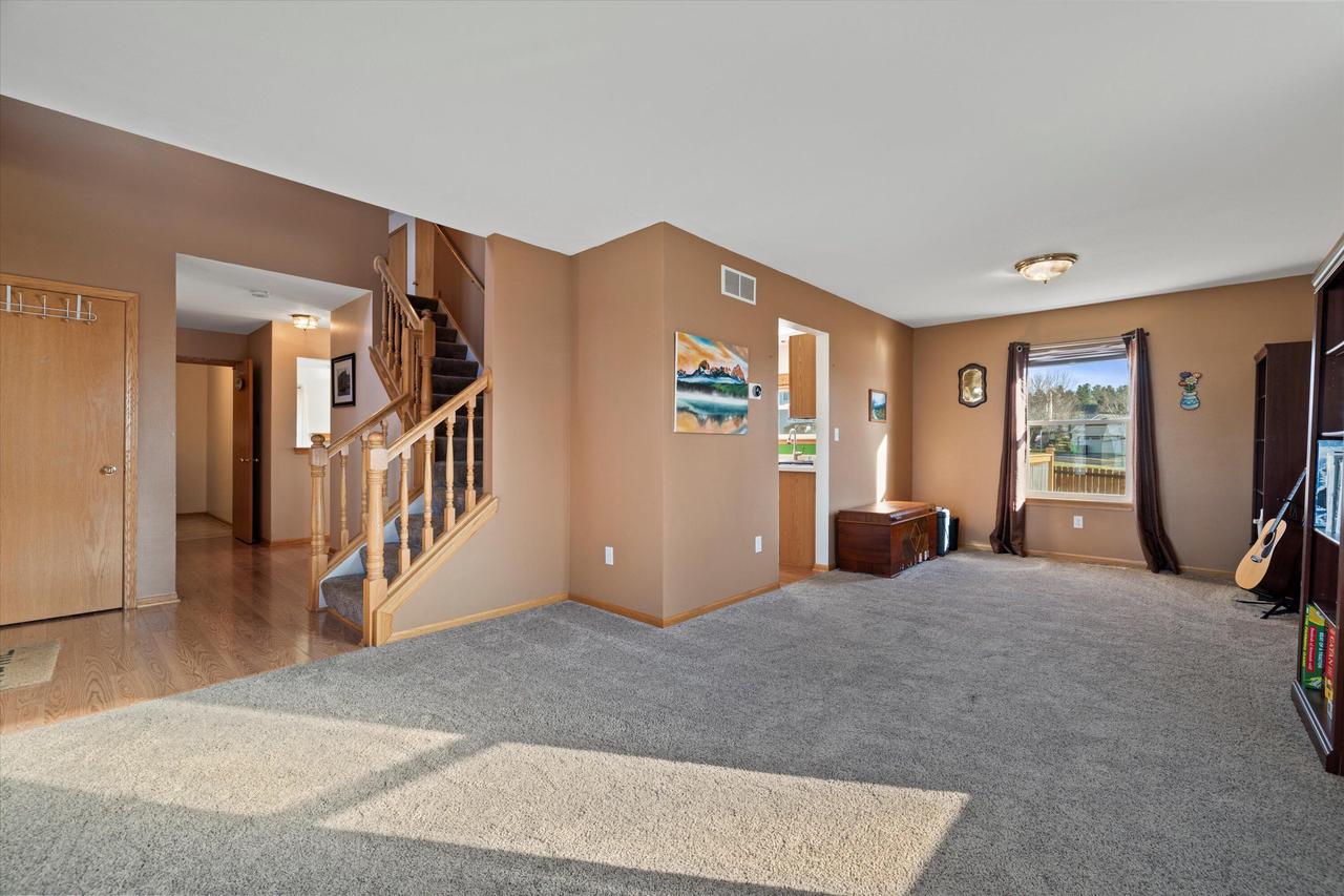 864 Harding DRIVE