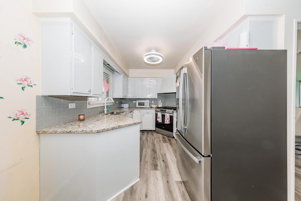 5350 Gallant Fox LANE