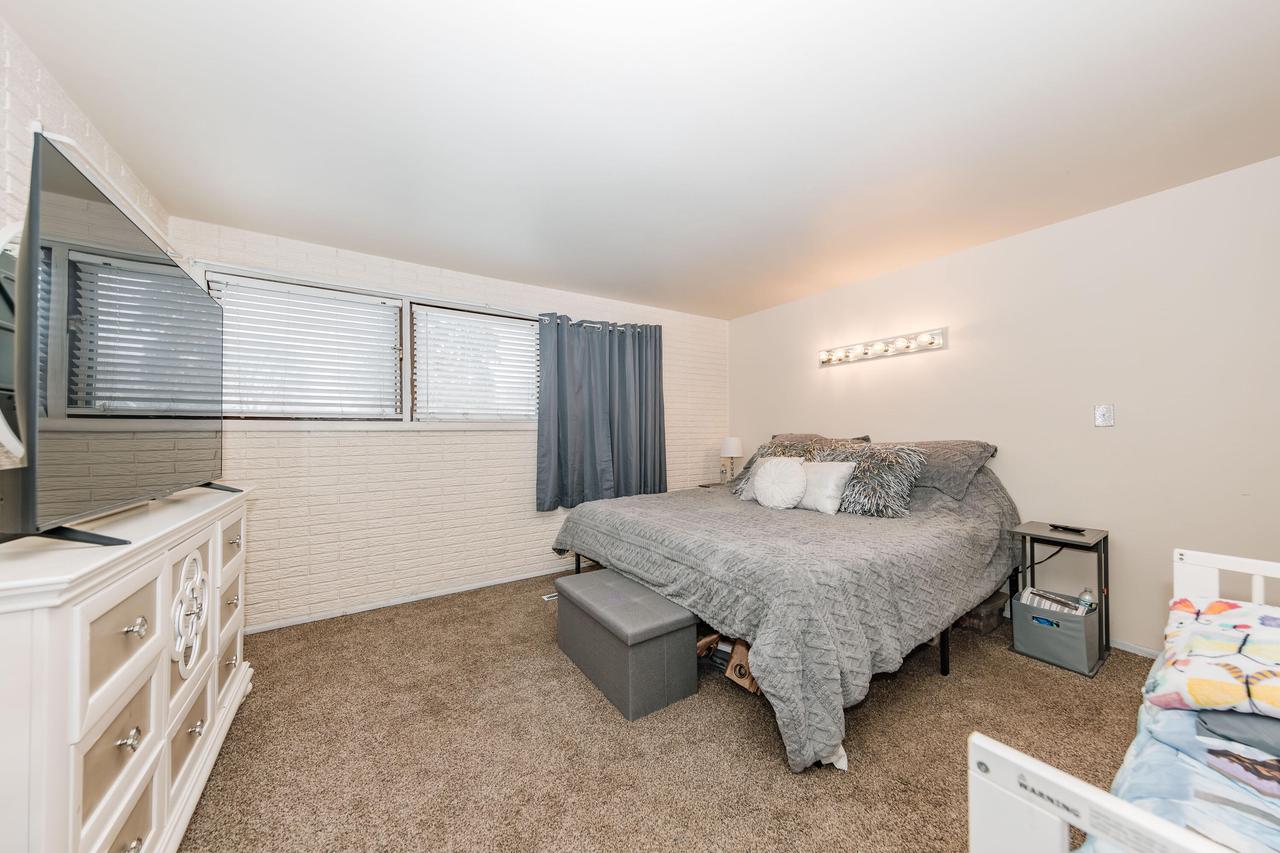 5350 Gallant Fox LANE