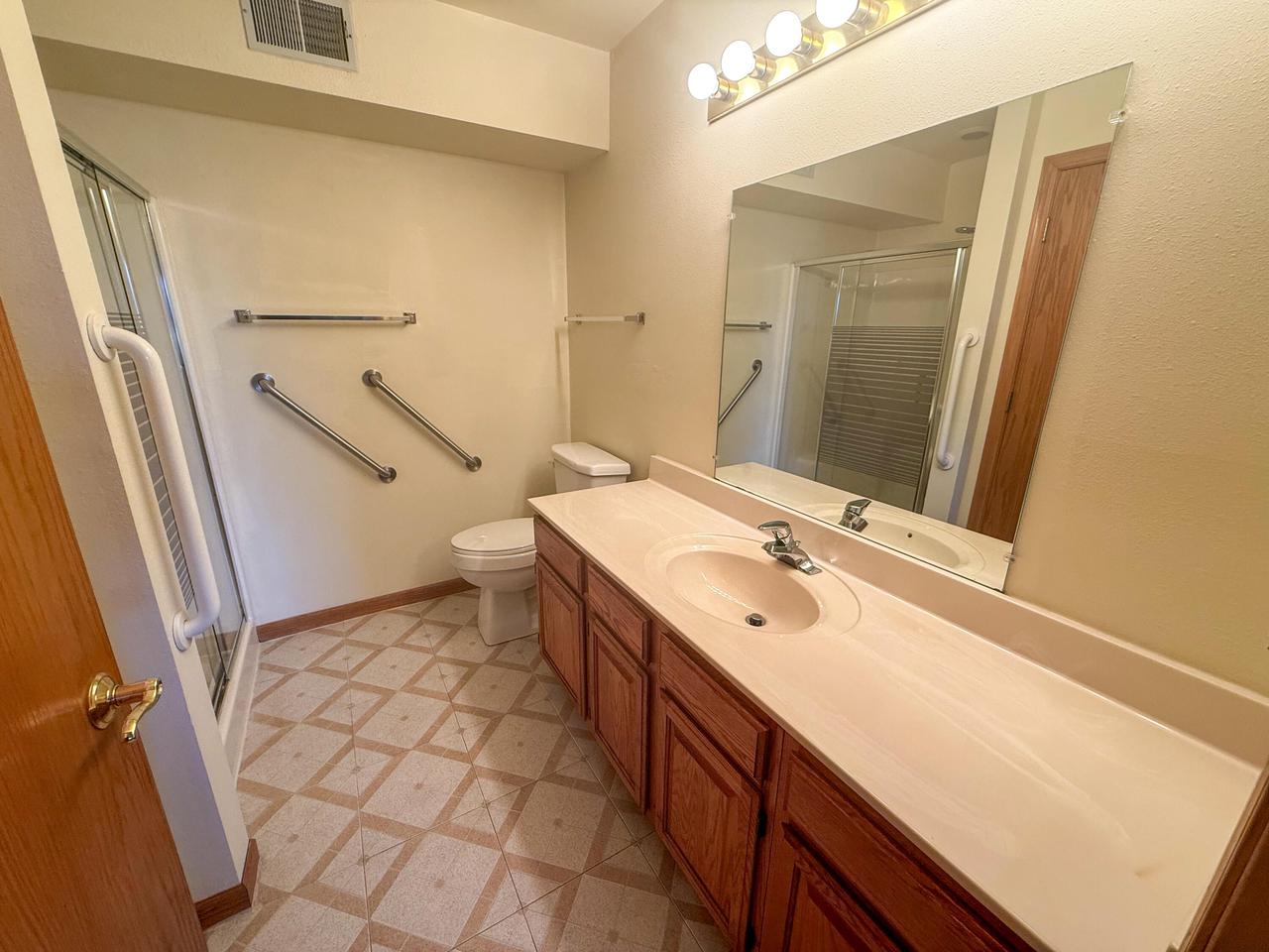 165 West Aspen COURT 7