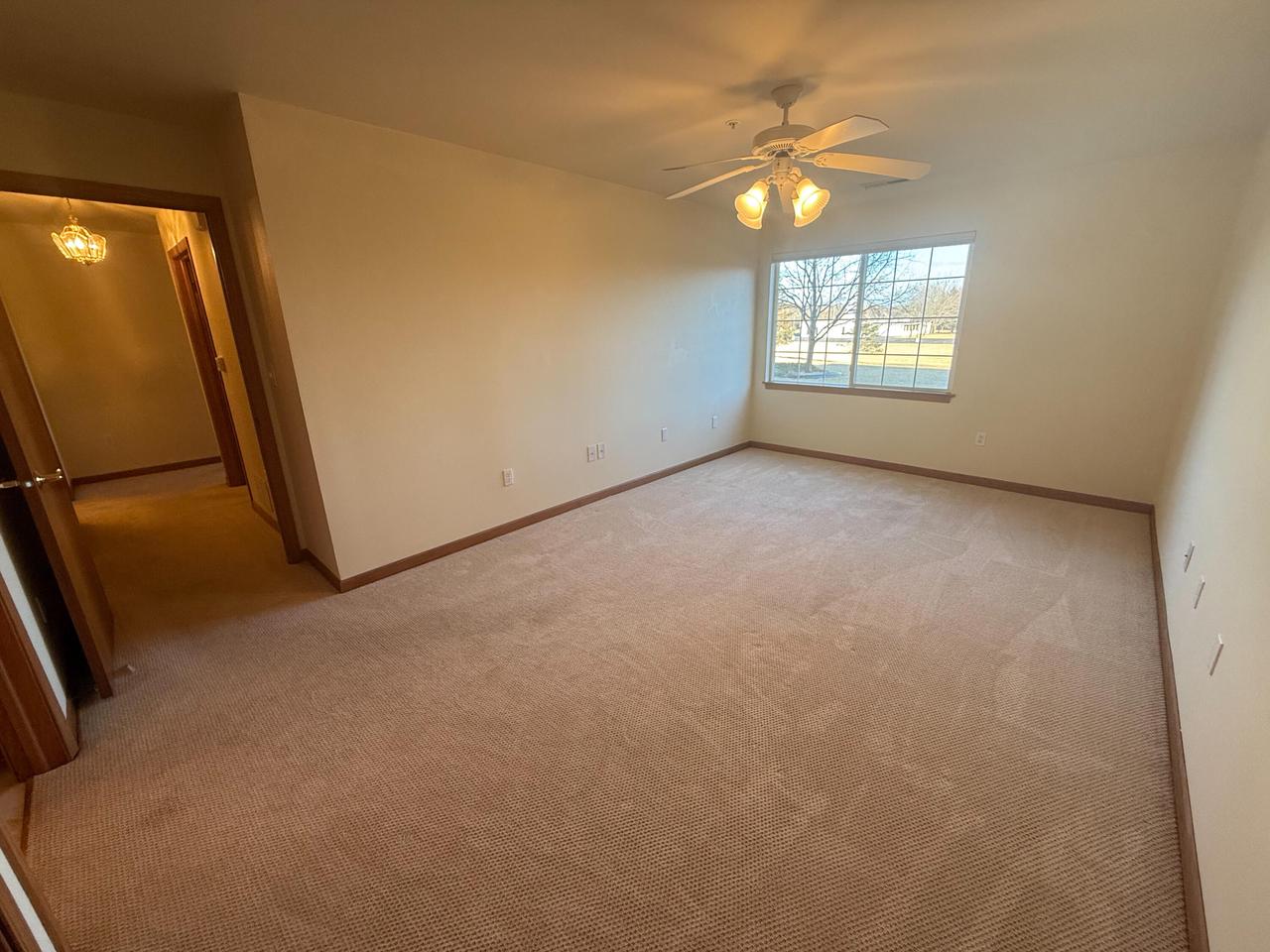 165 West Aspen COURT 7