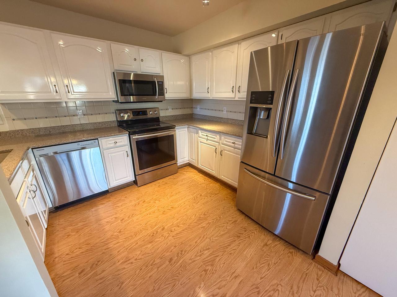 165 West Aspen COURT 7