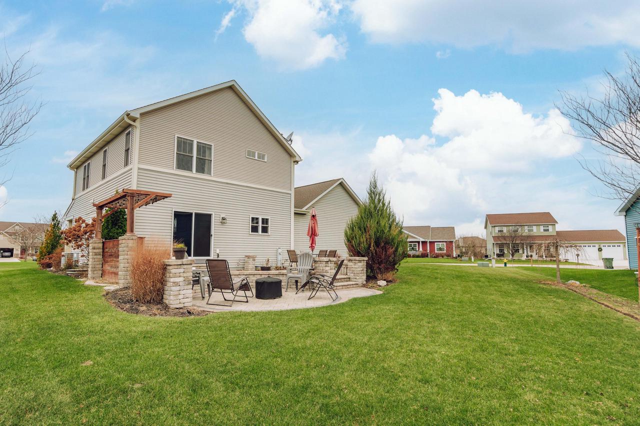 9819 Dana DRIVE