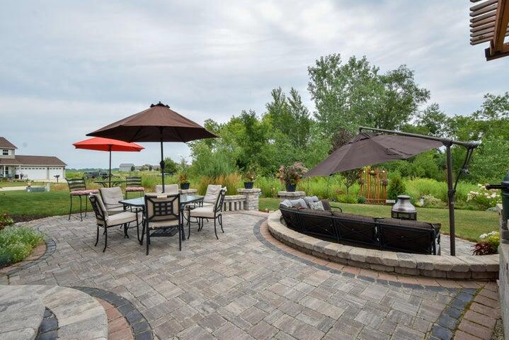 9819 Dana DRIVE