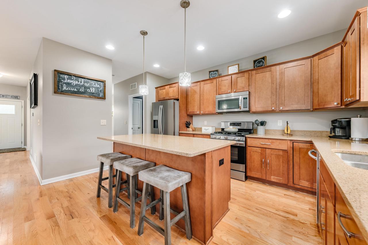 9819 Dana DRIVE