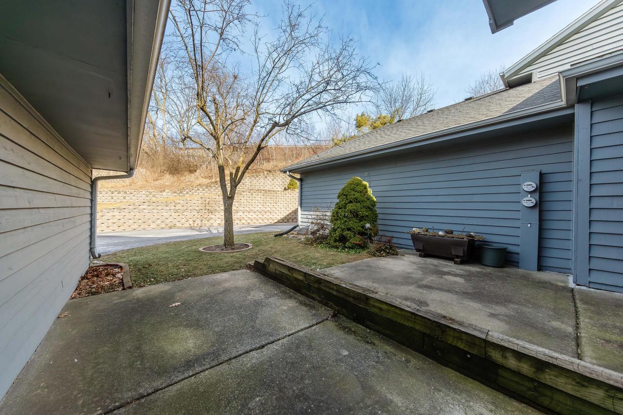 343 Lexington COURT B