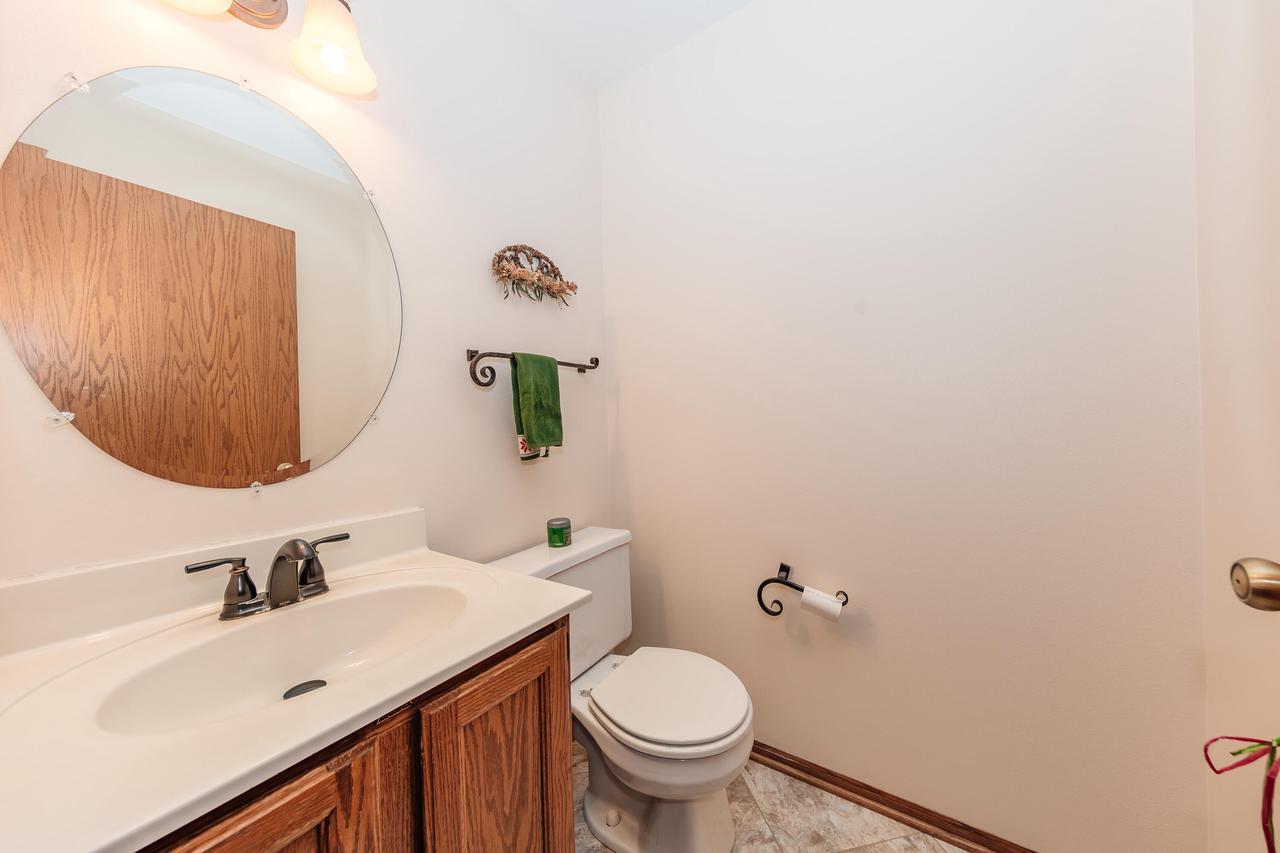 343 Lexington COURT B