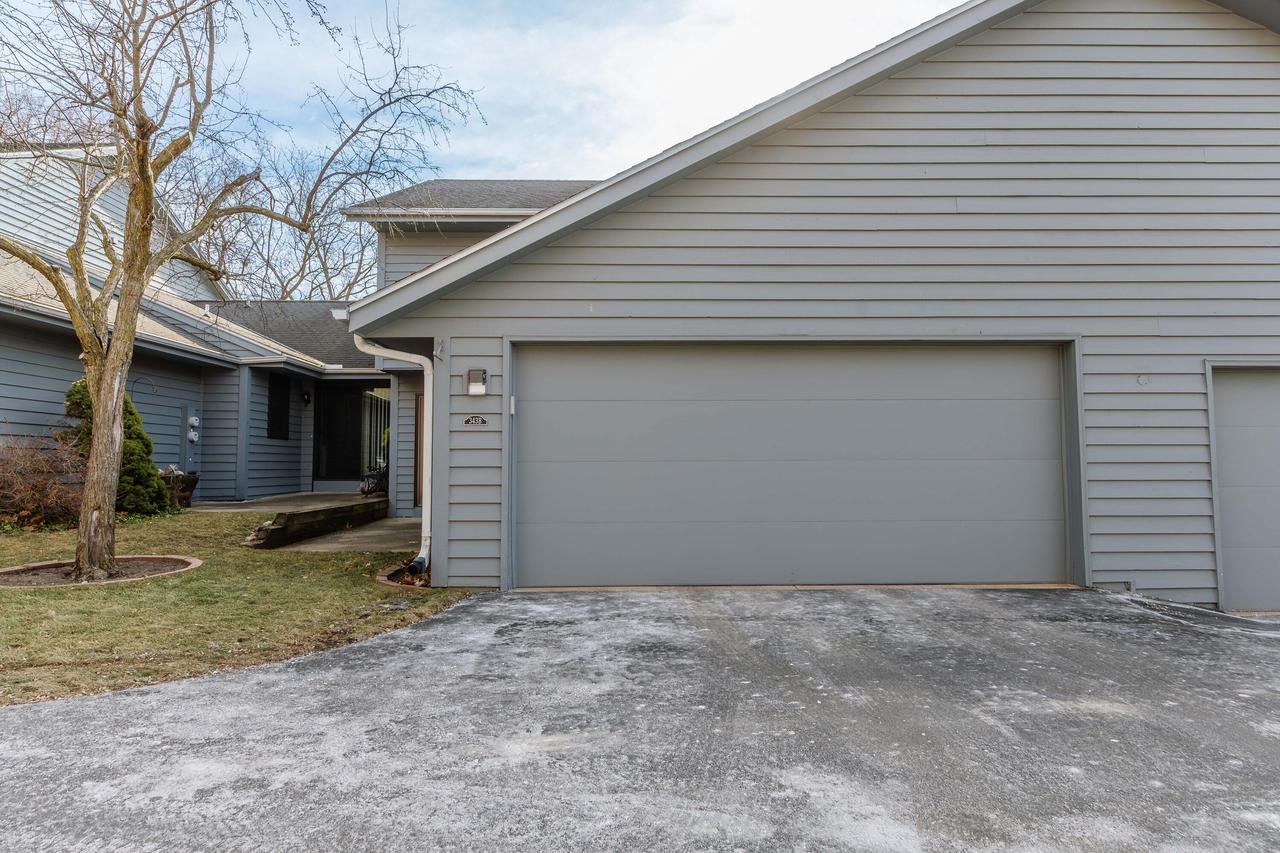 343 Lexington COURT B