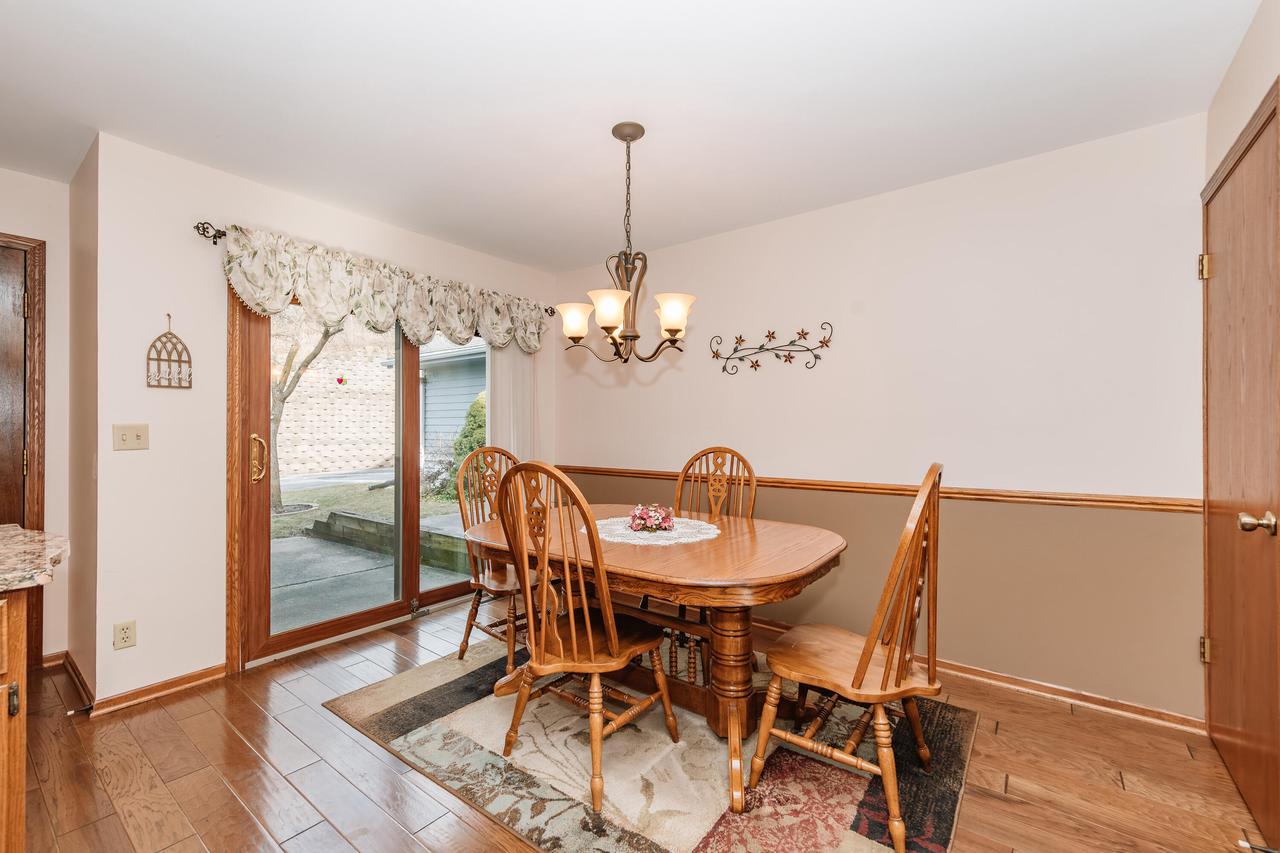 343 Lexington COURT B