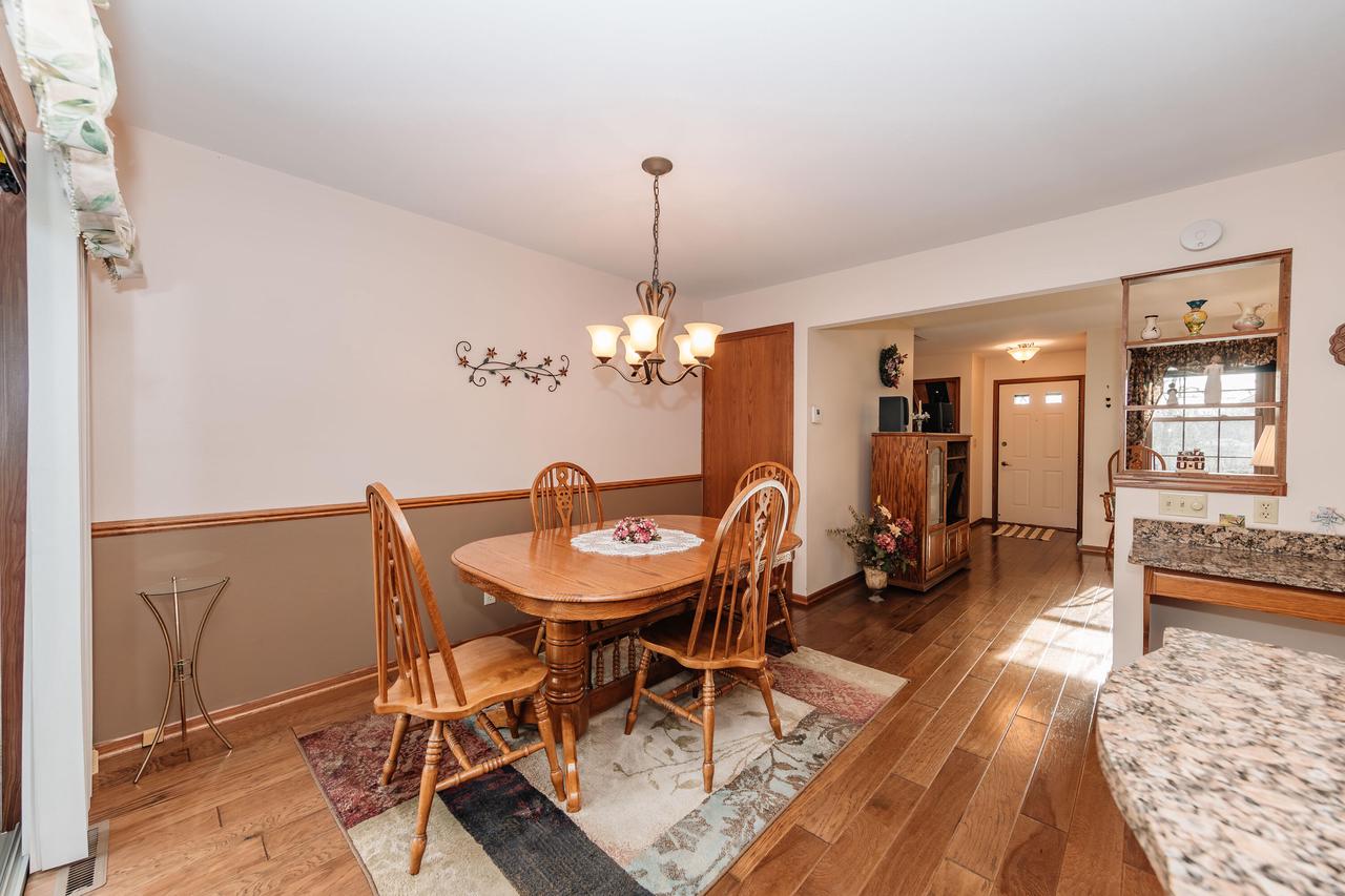 343 Lexington COURT B