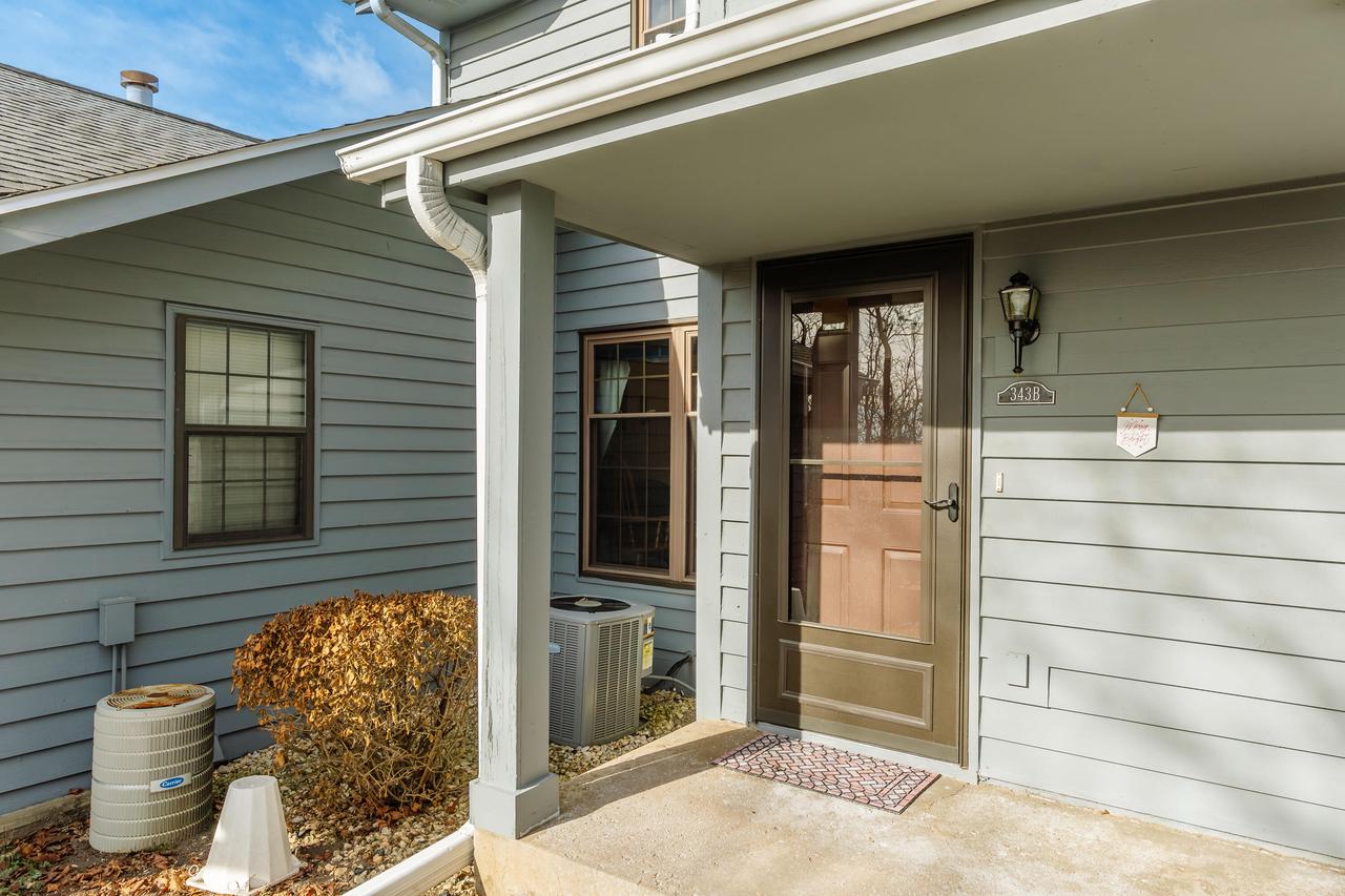 343 Lexington COURT B
