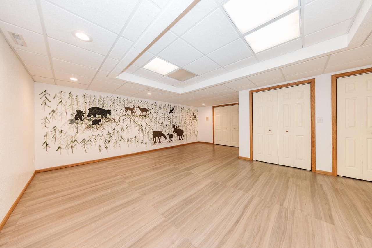 194 West Fairfield COURT