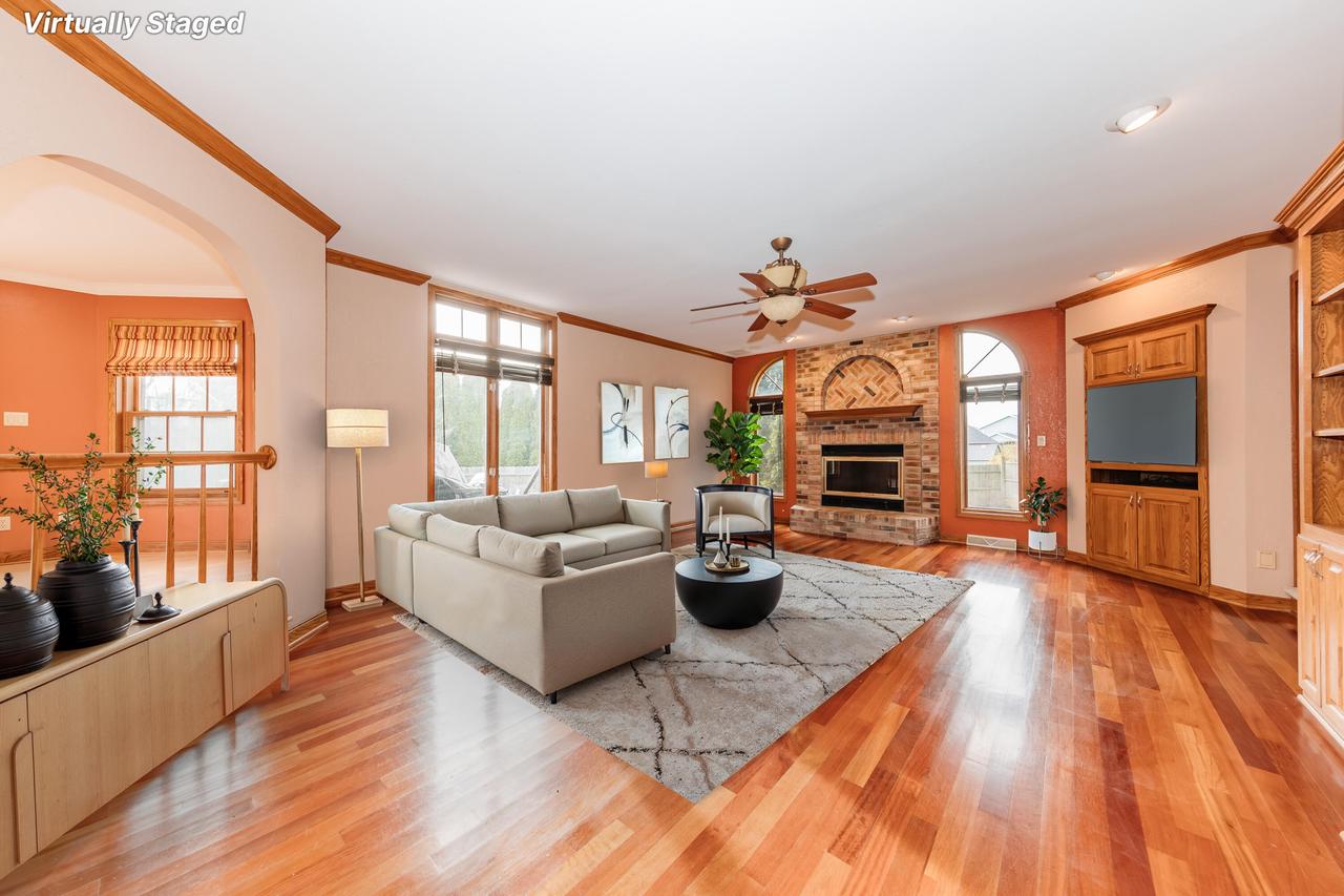 194 West Fairfield COURT