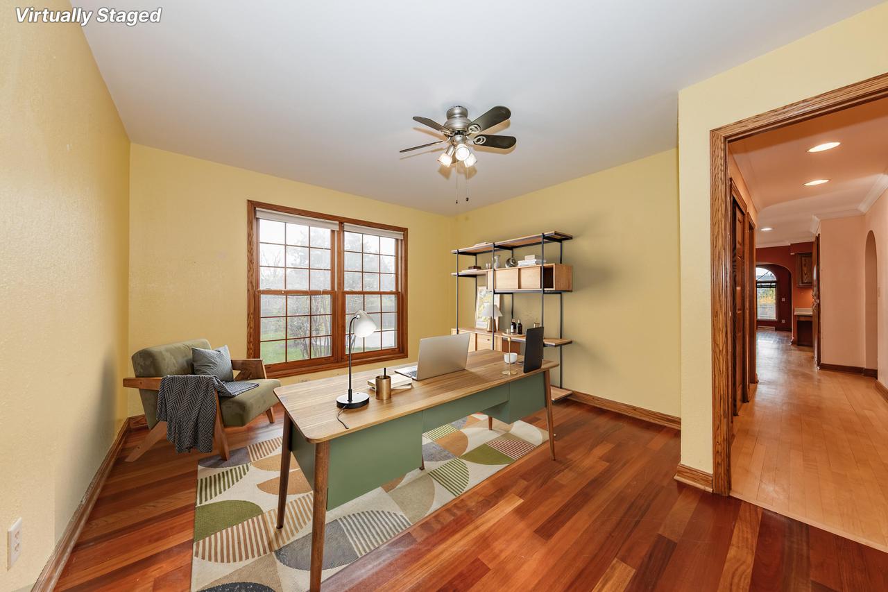 194 West Fairfield COURT