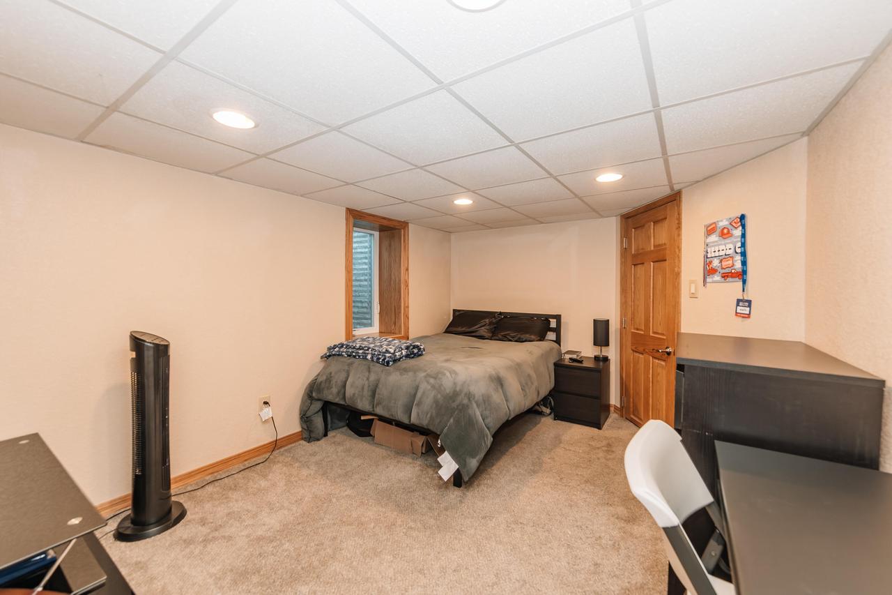 W172S7927 Lannon DRIVE