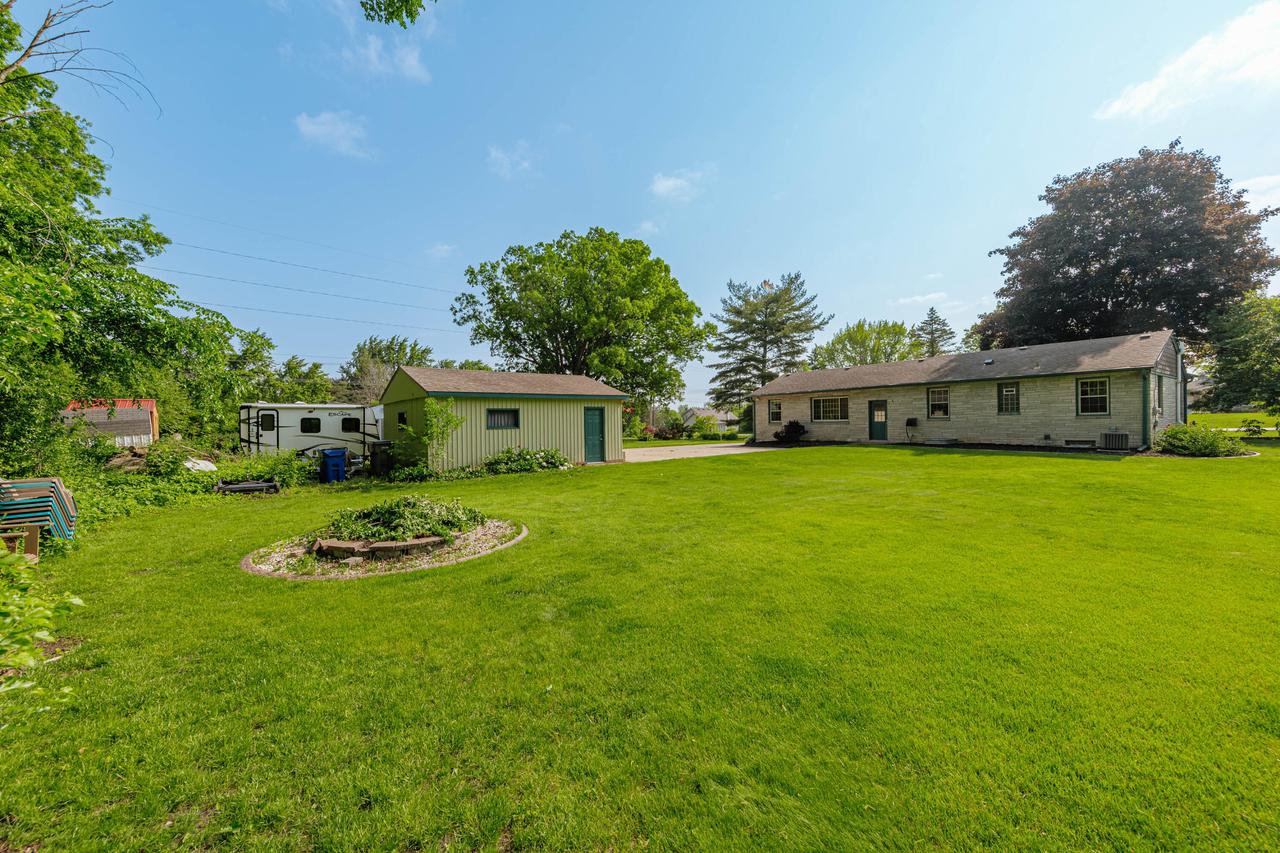 W172S7927 Lannon DRIVE