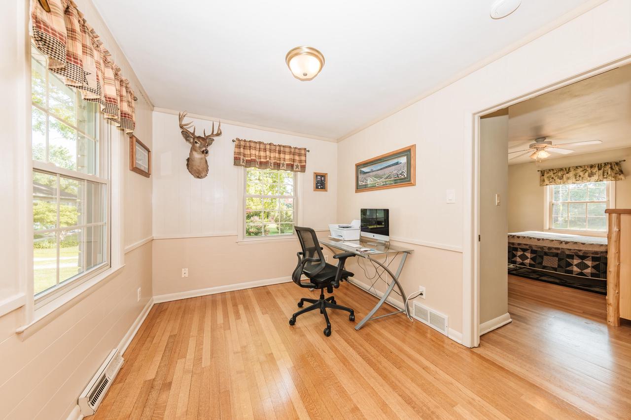 W172S7927 Lannon DRIVE