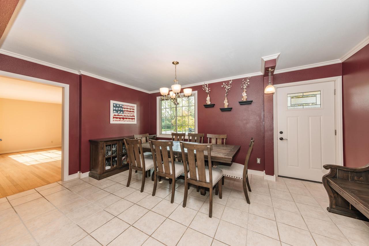 W172S7927 Lannon DRIVE