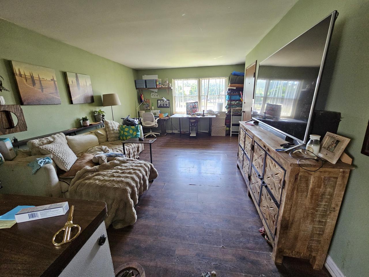 4918 South 27th STREET