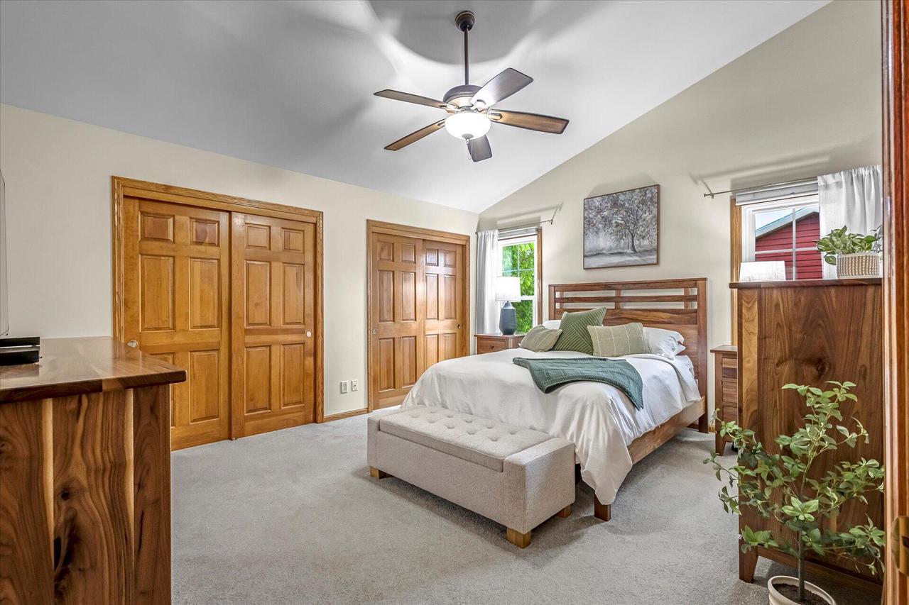 4006 West Forest Hill AVENUE