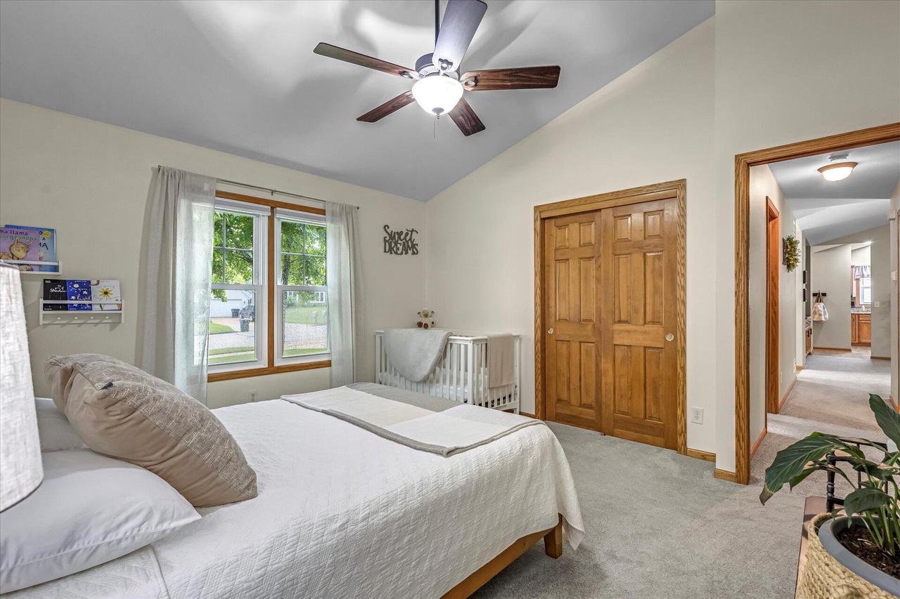 4006 West Forest Hill AVENUE