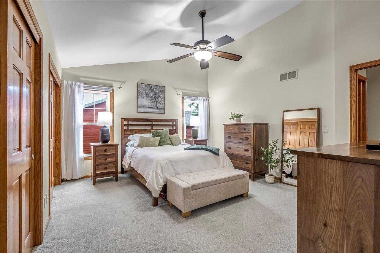 4006 West Forest Hill AVENUE