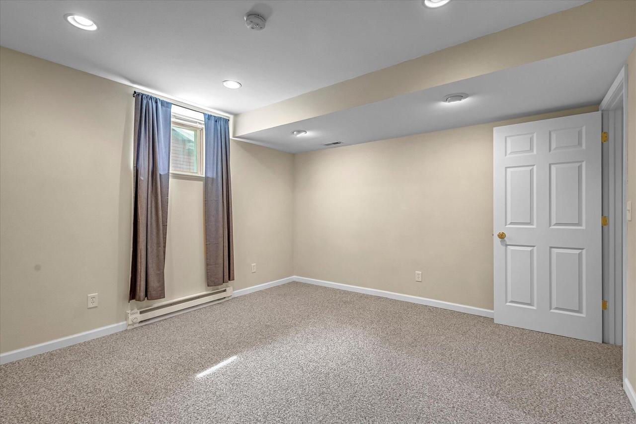 4006 West Forest Hill AVENUE