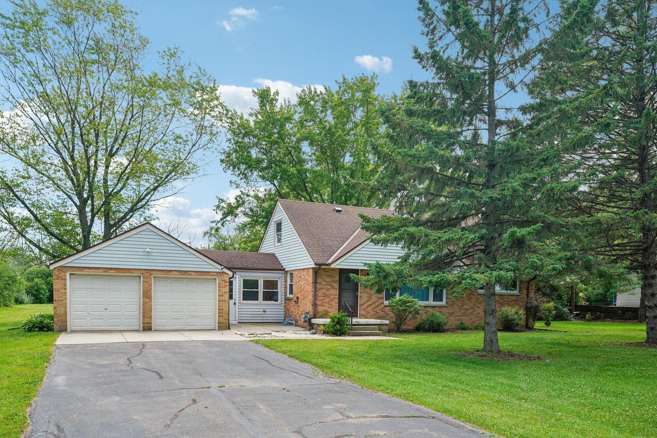 1415 West Fiesta LANE
