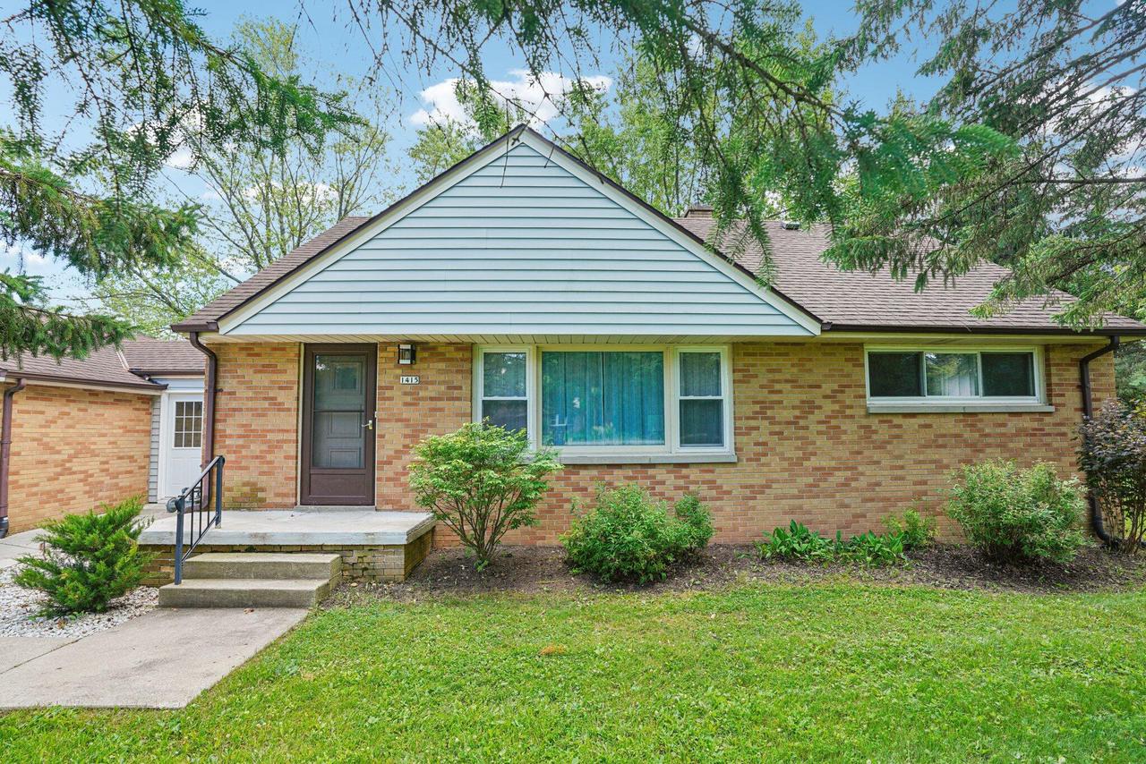 1415 West Fiesta LANE