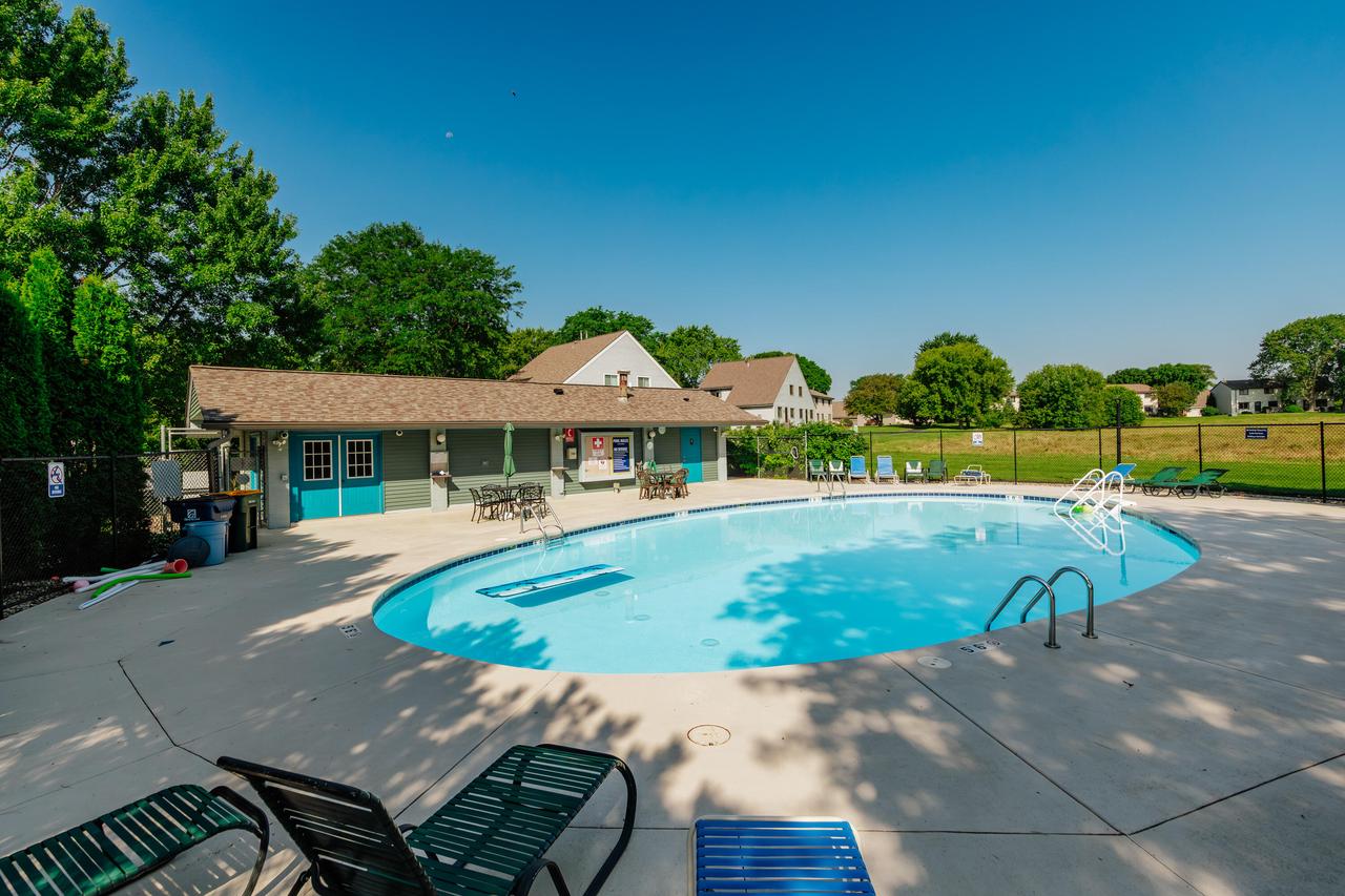 7220 South Delaine DRIVE