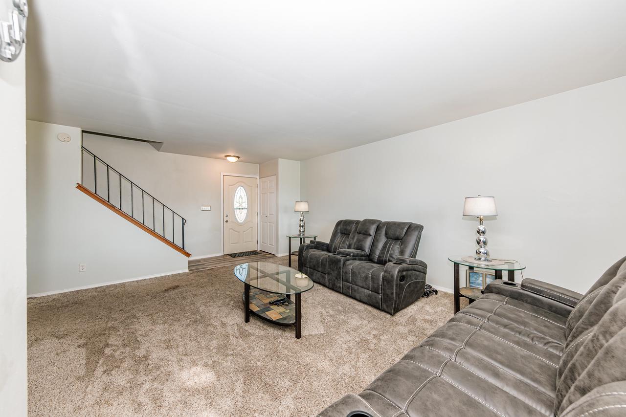 7220 South Delaine DRIVE