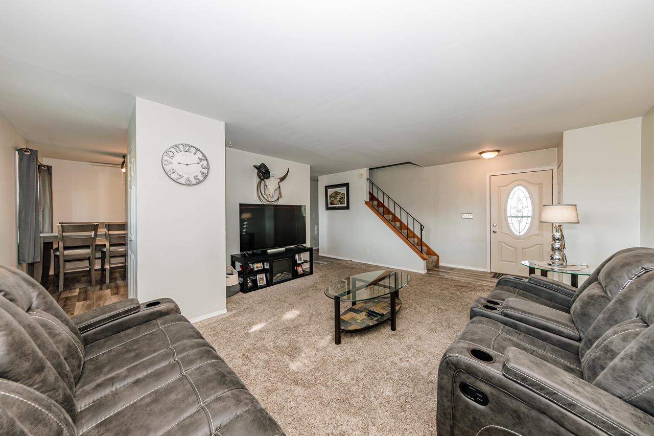 7220 South Delaine DRIVE