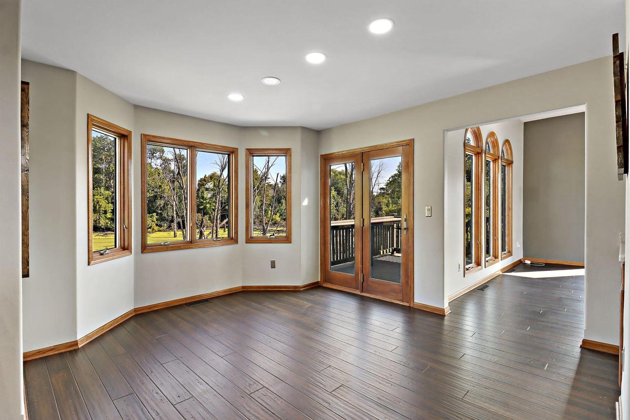 2314 Raintree LANE