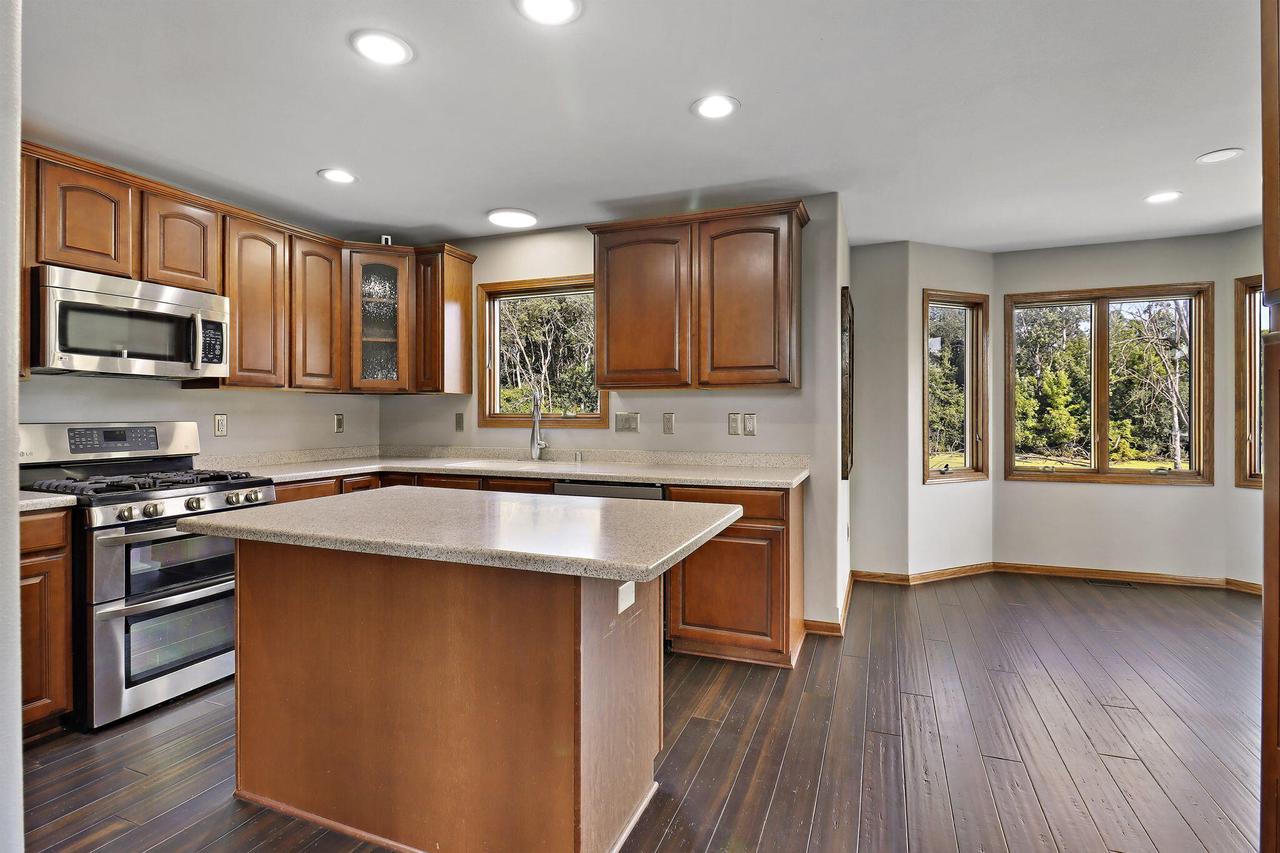 2314 Raintree LANE