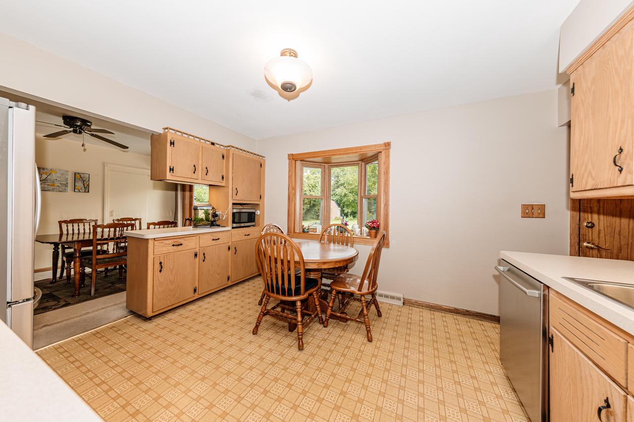 S63W13178 Windsor ROAD