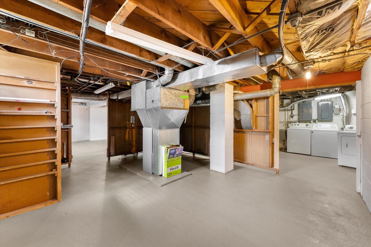3035 South 46th STREET 3037