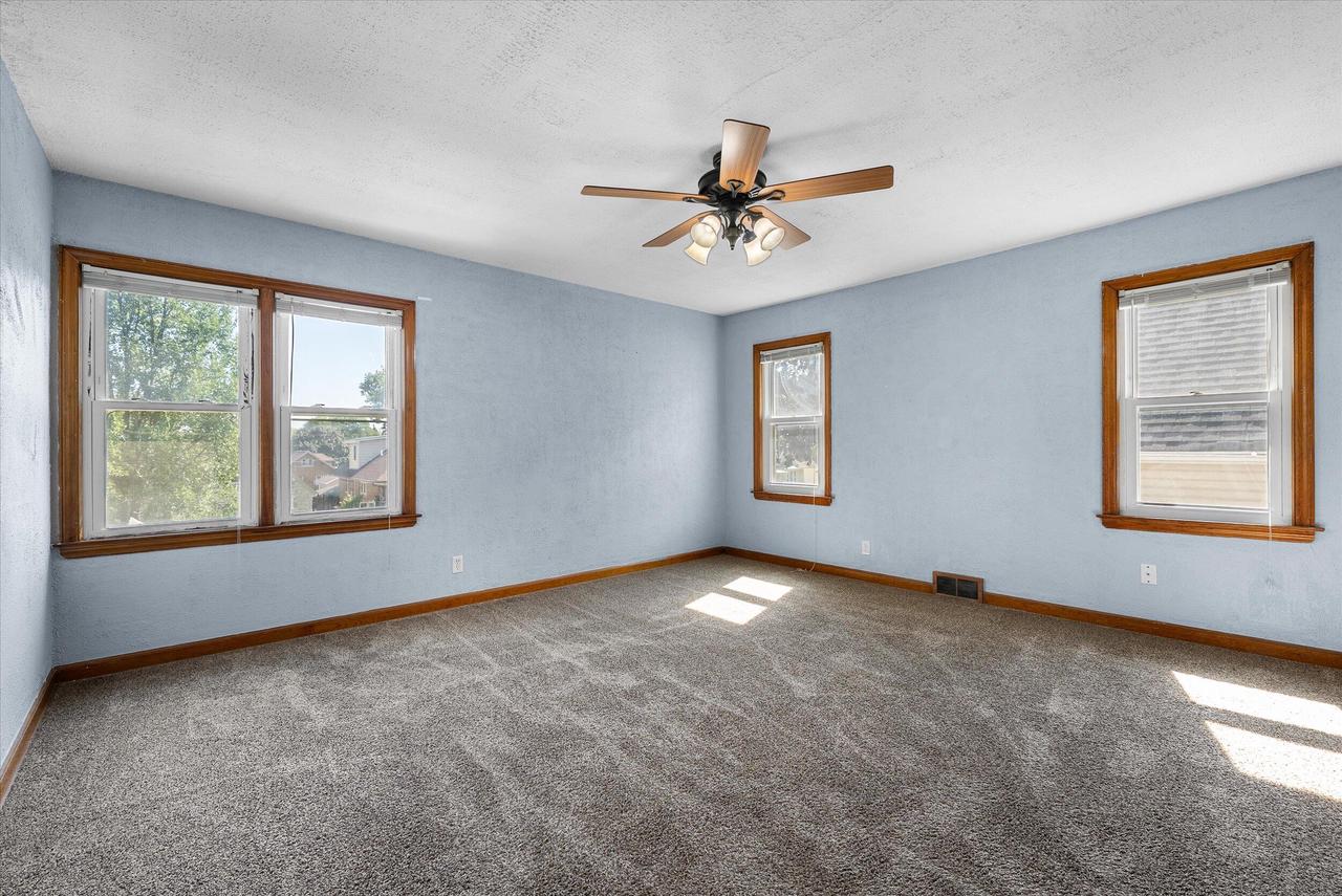 3035 South 46th STREET 3037