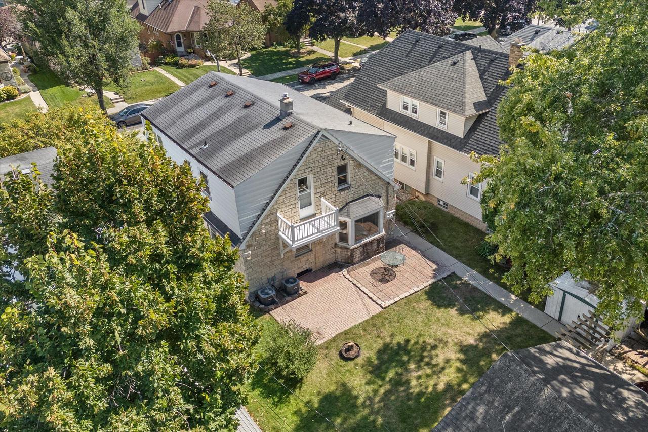 3035 South 46th STREET 3037