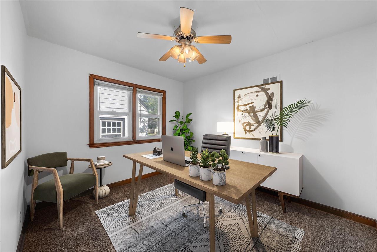 3035 South 46th STREET 3037