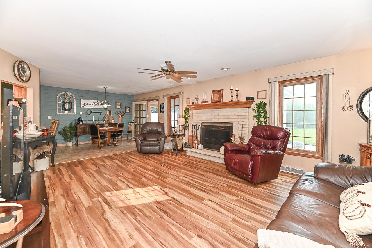 8200 South Wildwood DRIVE