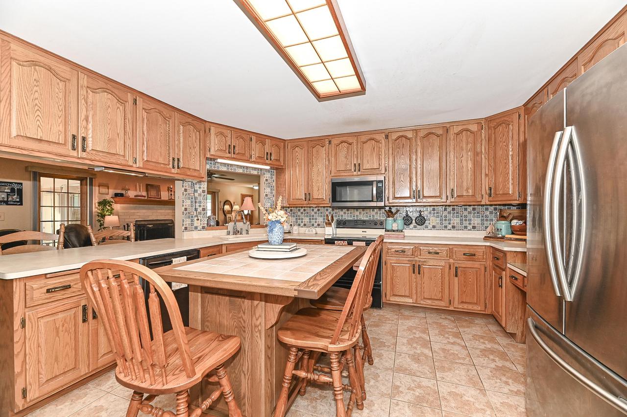8200 South Wildwood DRIVE