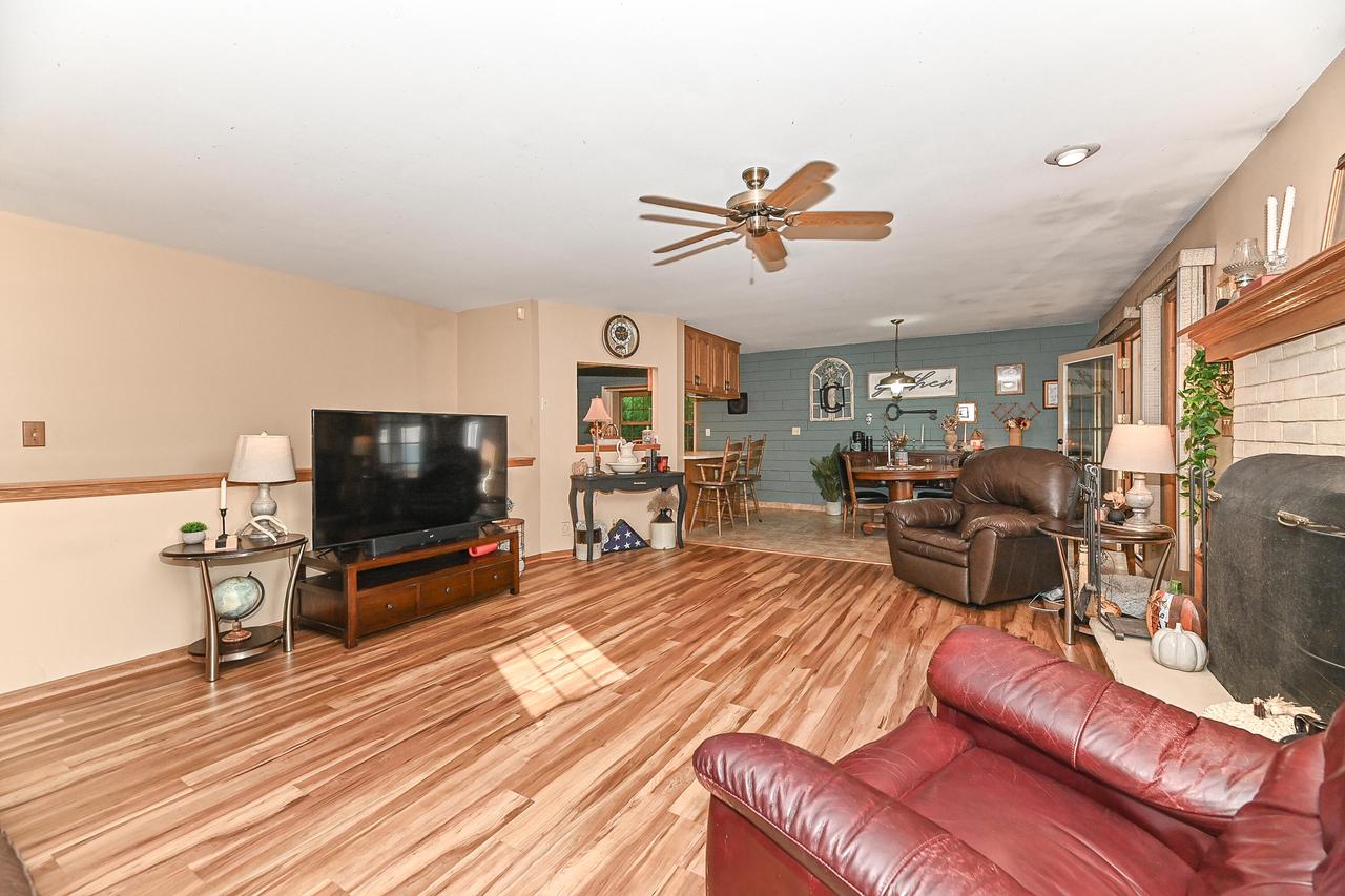 8200 South Wildwood DRIVE
