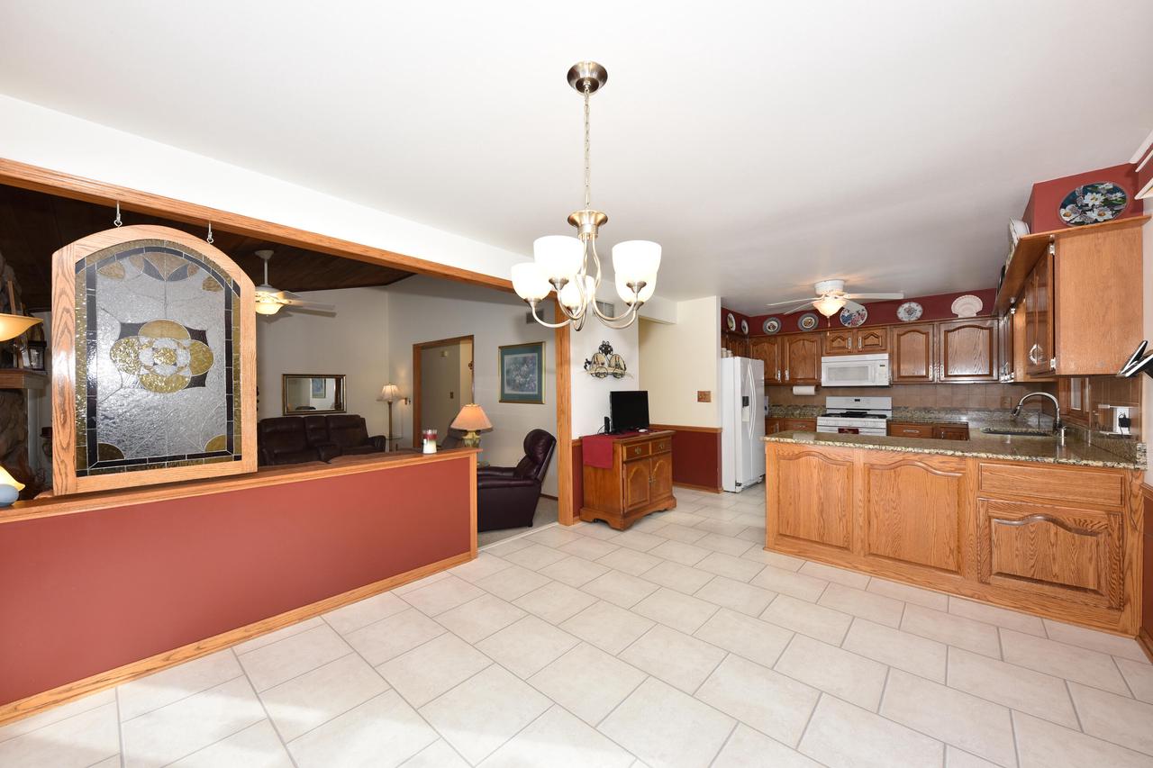 W234N6889 Salem DRIVE
