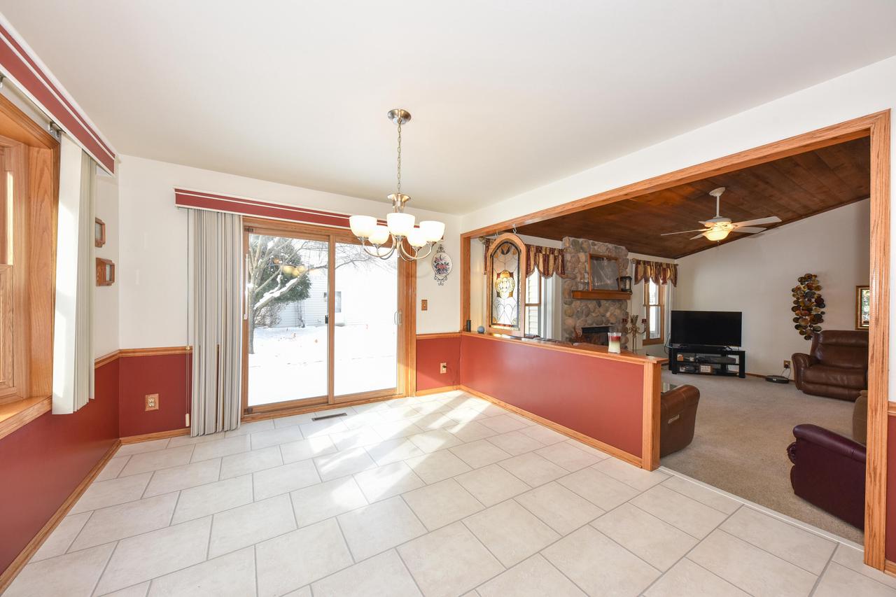 W234N6889 Salem DRIVE