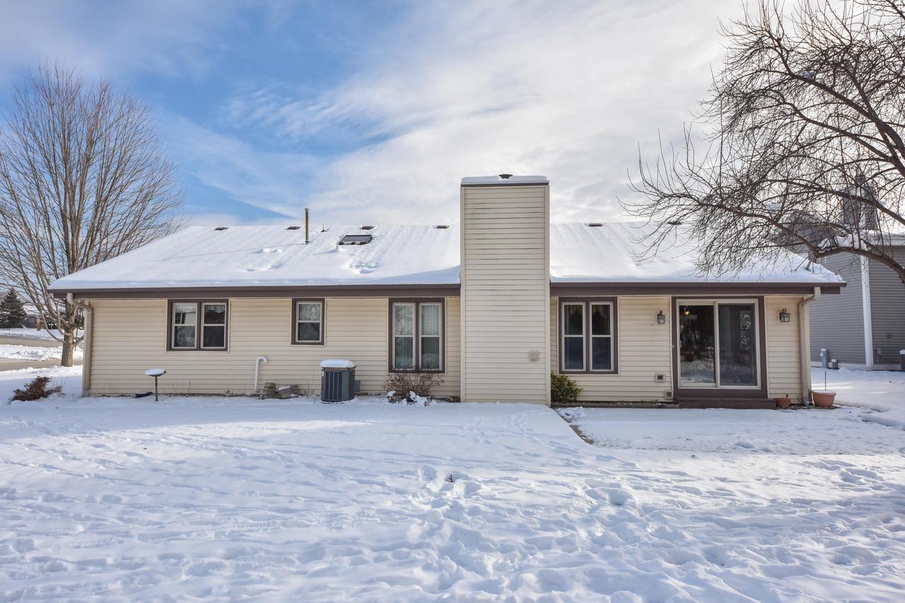 W234N6889 Salem DRIVE