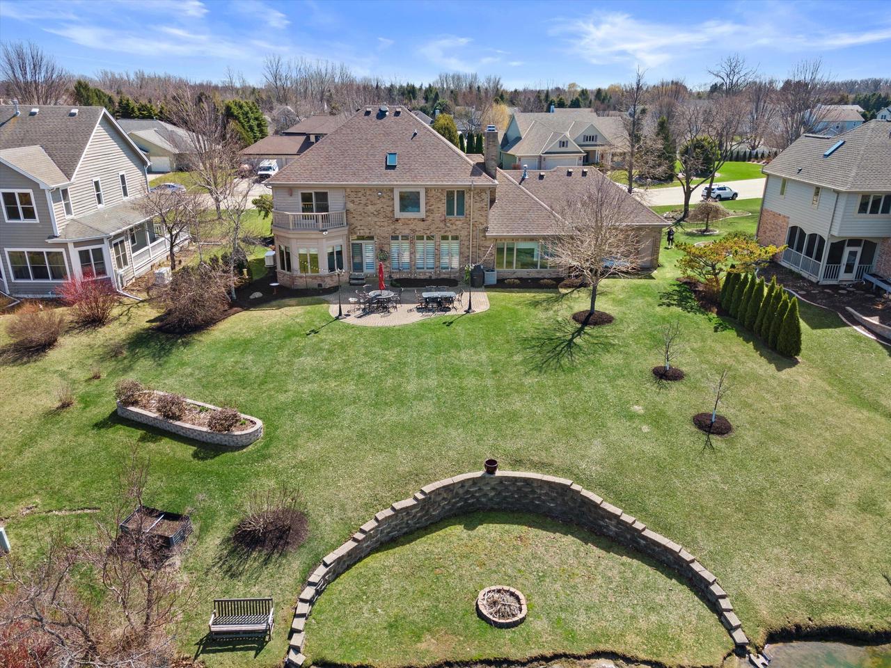1218 5 Mile ROAD